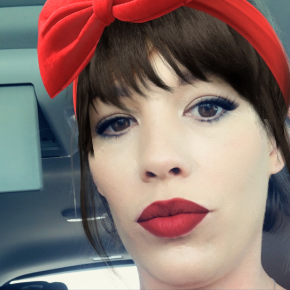 Meet your Posher, Lindsey